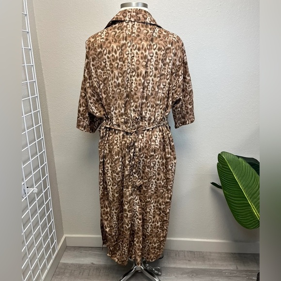 Victor Alfaro Animal Print Tea Length Dress - Size L - Picture 4 of 5